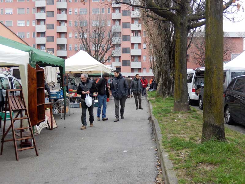 Doppelgaenger con la coda dell'occhio 2016